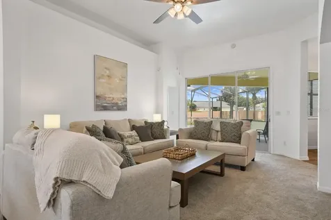 492 Tupelo Circle Davenport FL 33897