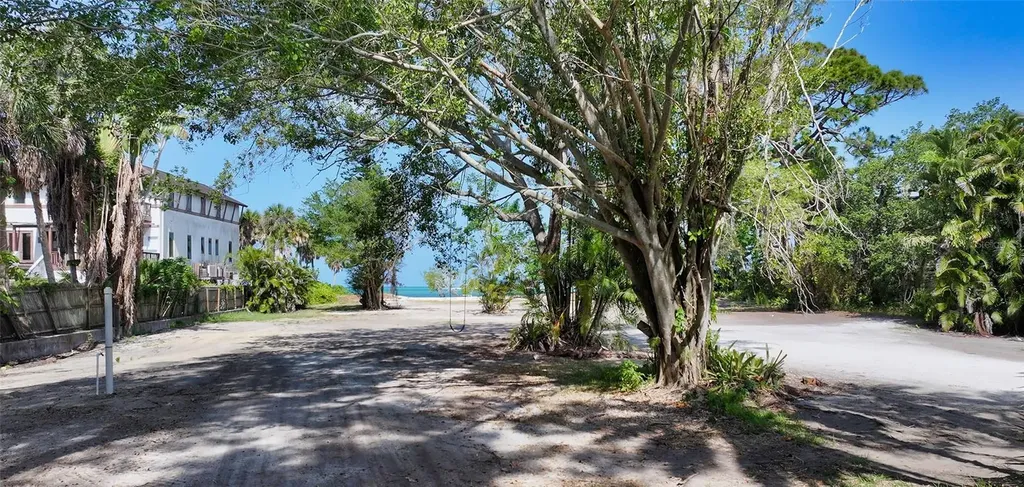 4105 Shell Road Sarasota FL 34242
