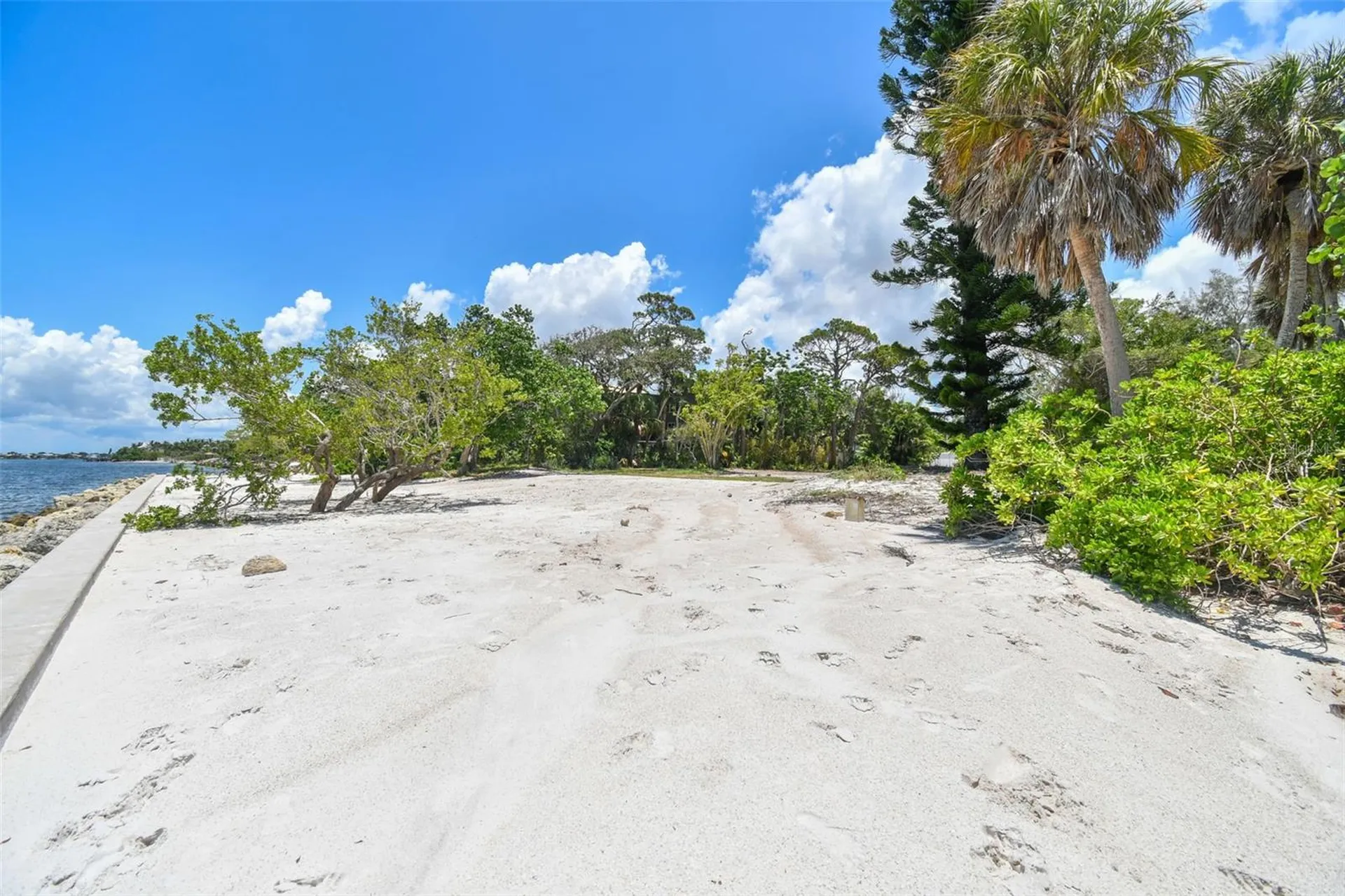 4105 Shell Road Sarasota FL 34242