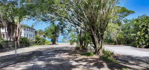 4105 Shell Road Sarasota FL 34242