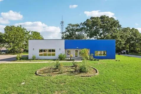 3209 30th Avenue S St Petersburg FL 33712