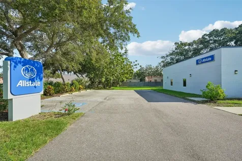 3209 30th Avenue S St Petersburg FL 33712