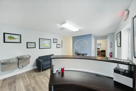 3209 30th Avenue S St Petersburg FL 33712