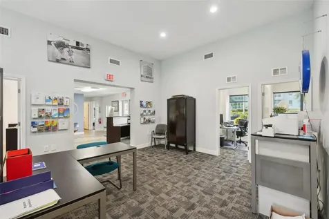 3209 30th Avenue S St Petersburg FL 33712