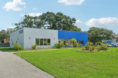 3209 30th Avenue S St Petersburg FL 33712