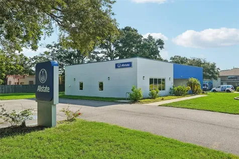 3209 30th Avenue S St Petersburg FL 33712