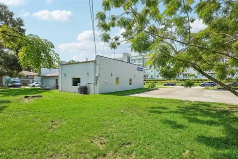 3209 30th Avenue S St Petersburg FL 33712