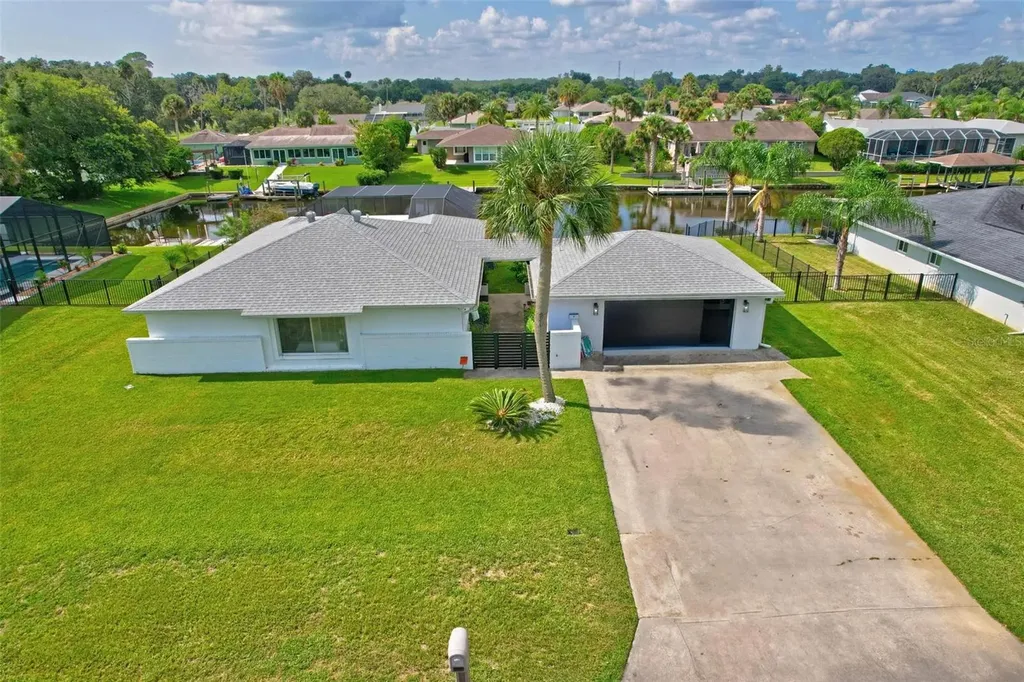 4 Cardwell Court Palm Coast FL 32137
