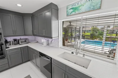 4 Cardwell Court Palm Coast FL 32137