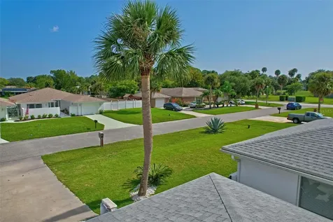4 Cardwell Court Palm Coast FL 32137