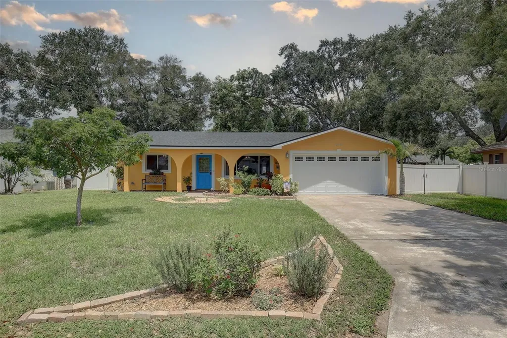 13447 99th Avenue Seminole FL 33776