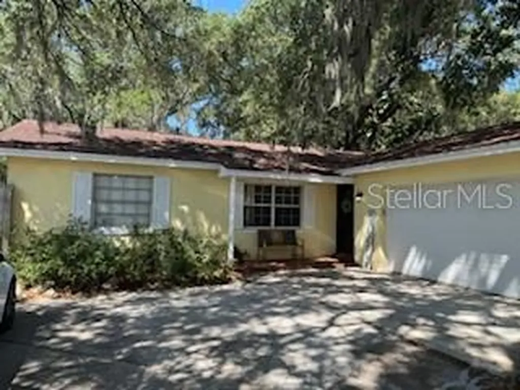 1120 Estatewood Drive Brandon FL 33510