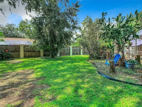 3015 Forest Club Drive Plant City FL 33566