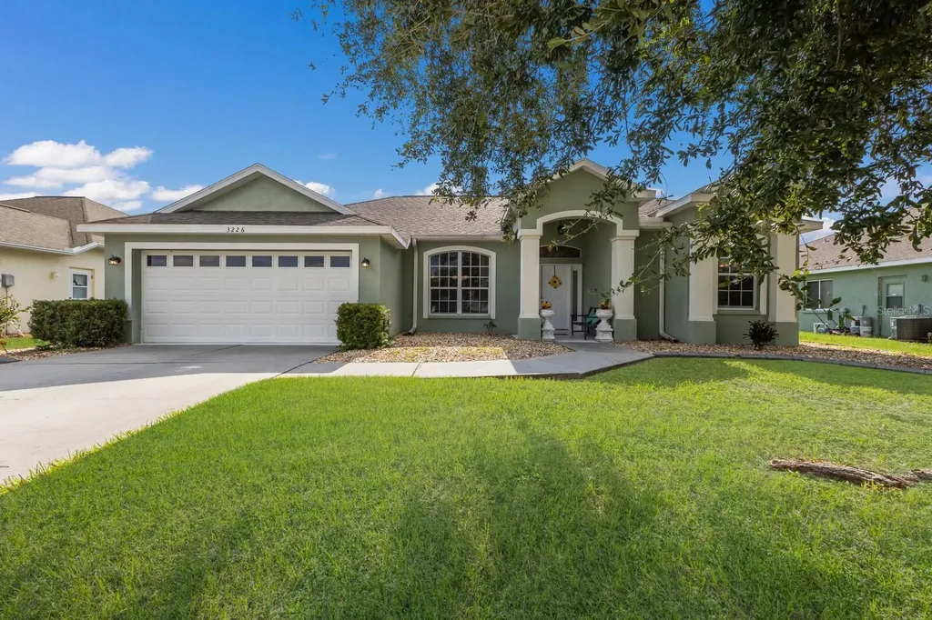 3226 45th Way E Bradenton FL 34203