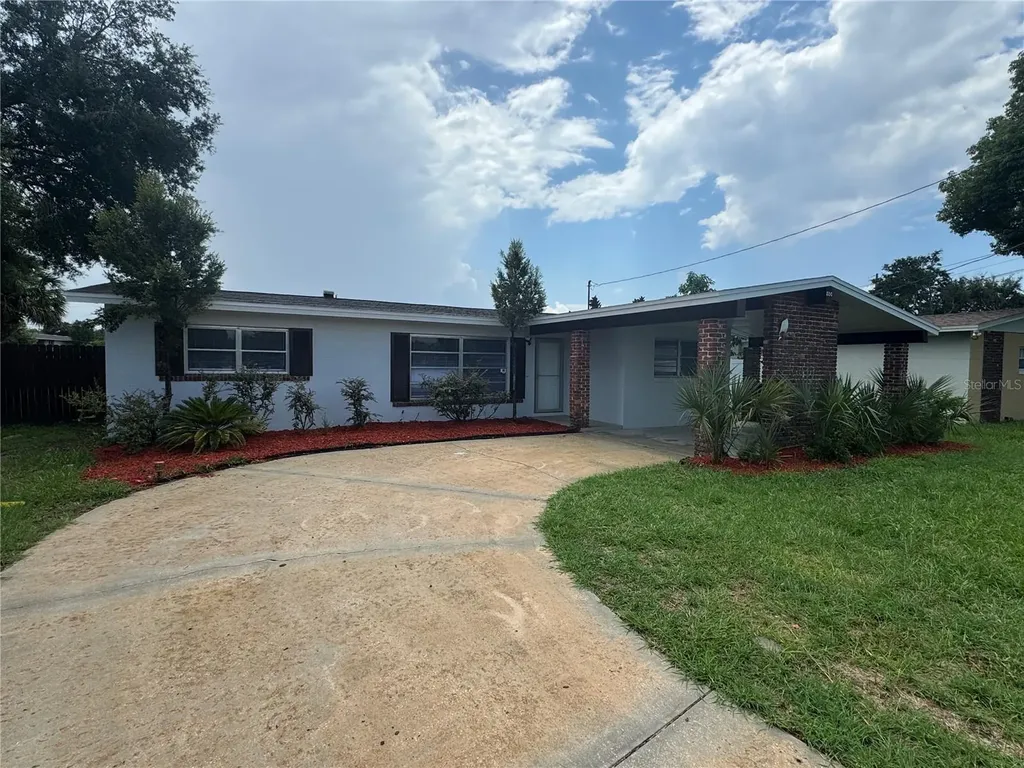 800 Royal Oak Drive Orlando FL 32809