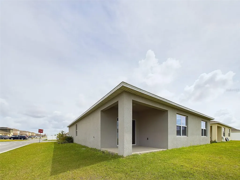 1502 Jadewood Way Kissimmee FL 34744