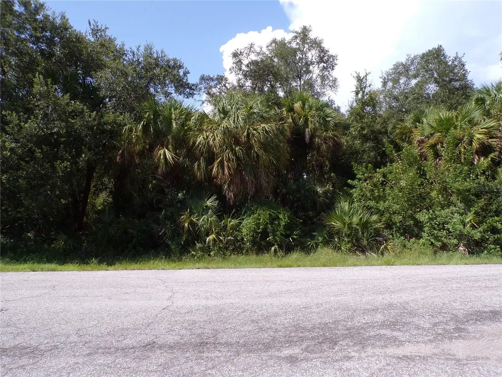 17340 Poston Avenue Port Charlotte FL 33948