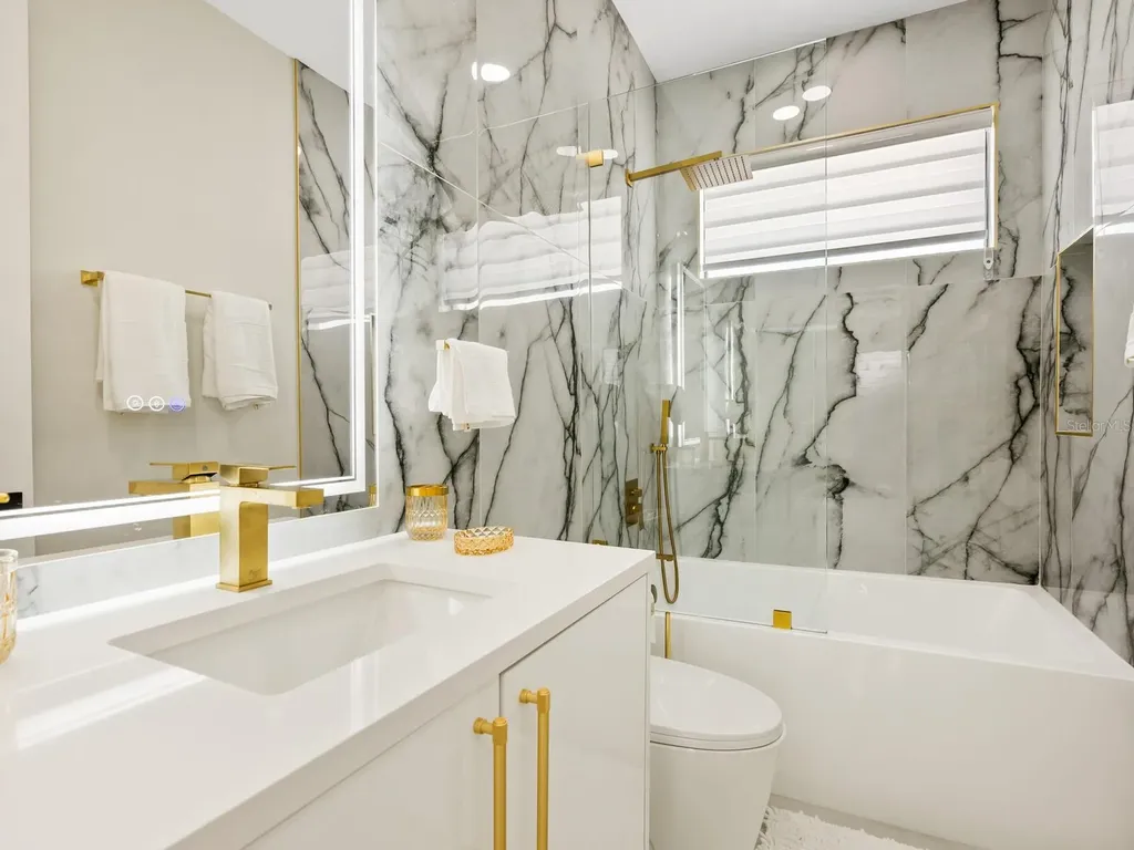 2170 Fruitville Road Sarasota FL 34237