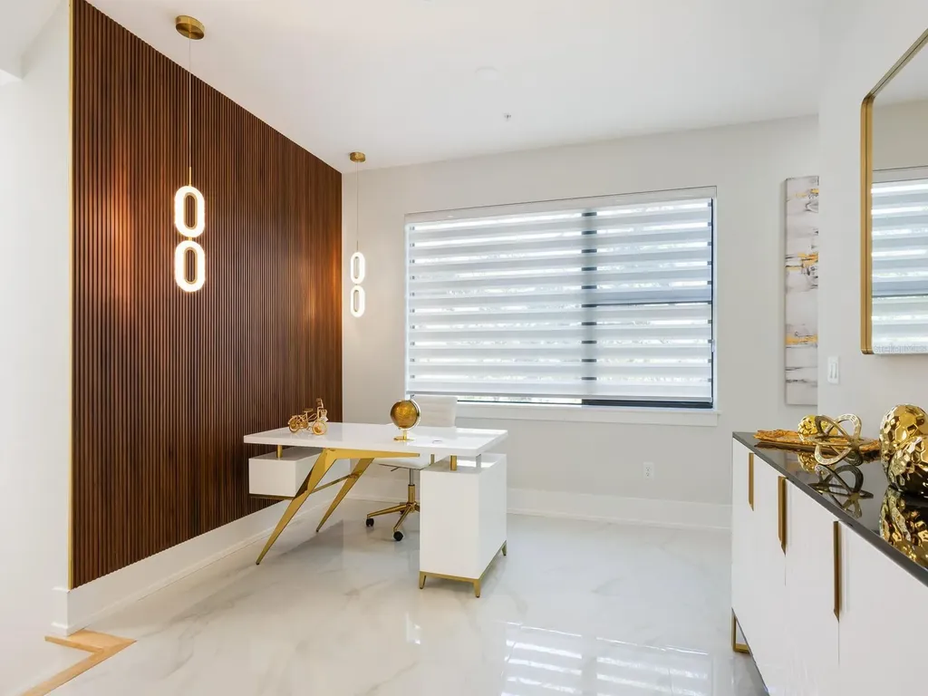 2170 Fruitville Road Sarasota FL 34237