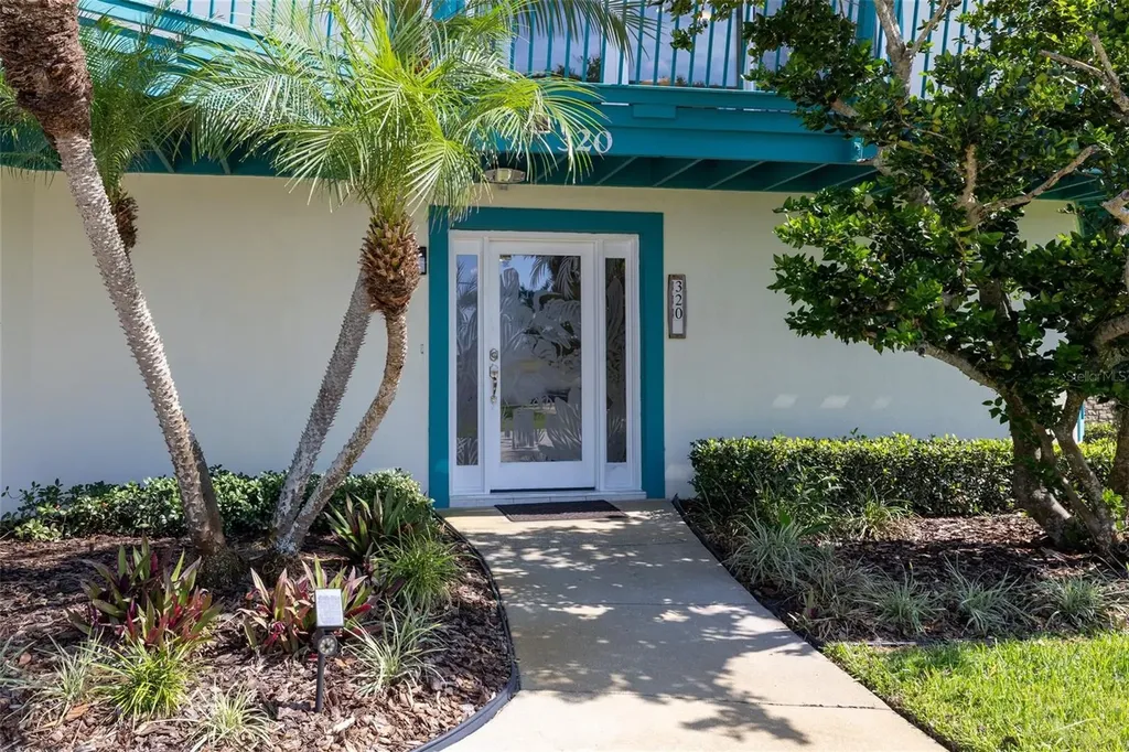 320 Due East Street New Smyrna Beach FL 32169