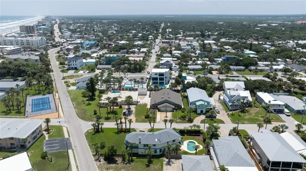 320 Due East Street New Smyrna Beach FL 32169