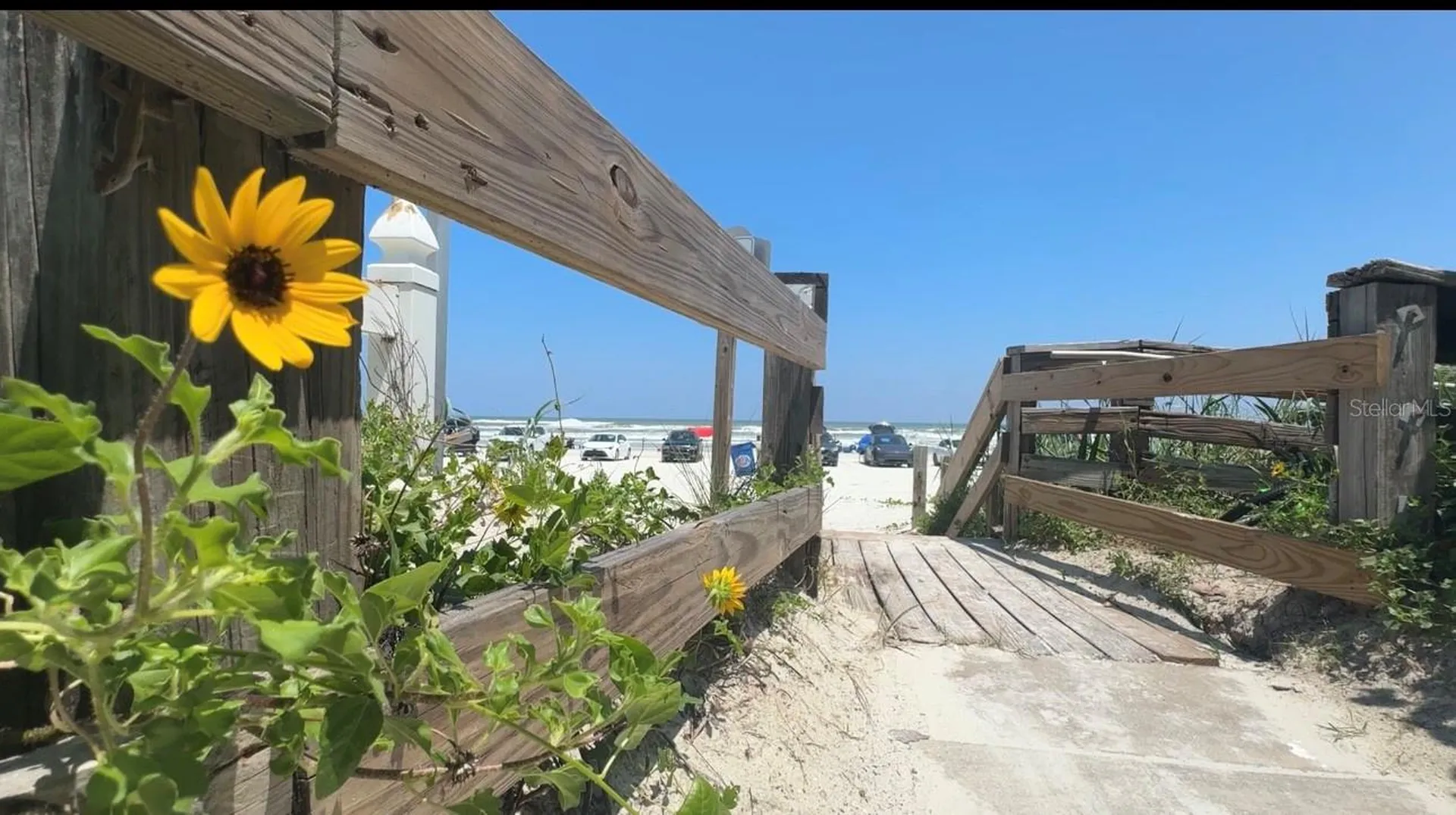320 Due East Street New Smyrna Beach FL 32169