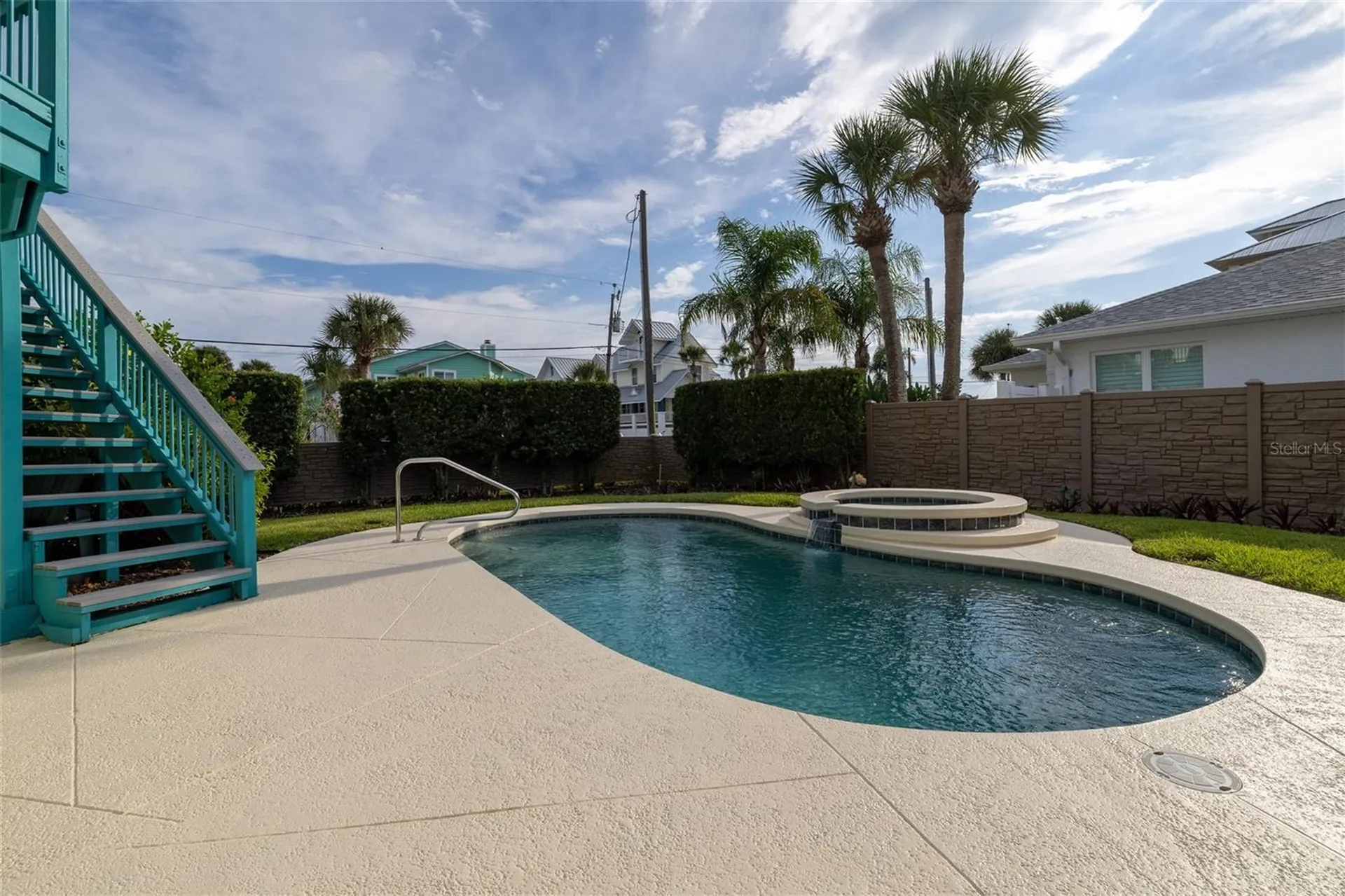 320 Due East Street New Smyrna Beach FL 32169
