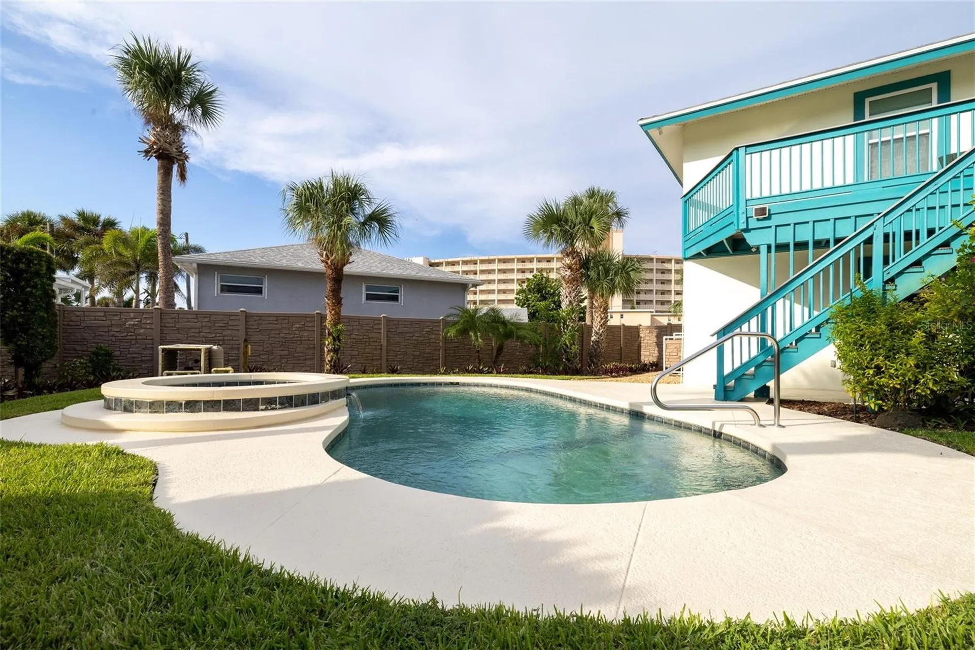 320 Due East Street New Smyrna Beach FL 32169