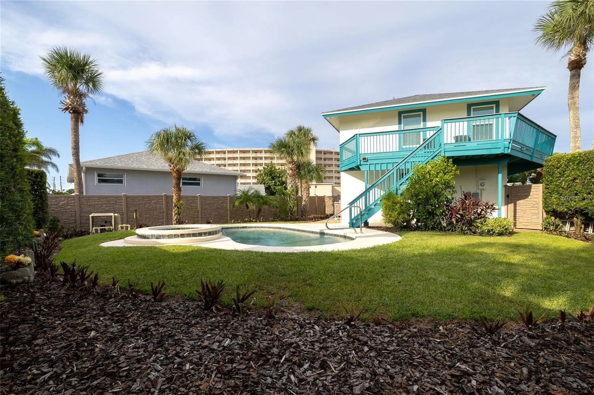320 Due East Street New Smyrna Beach FL 32169