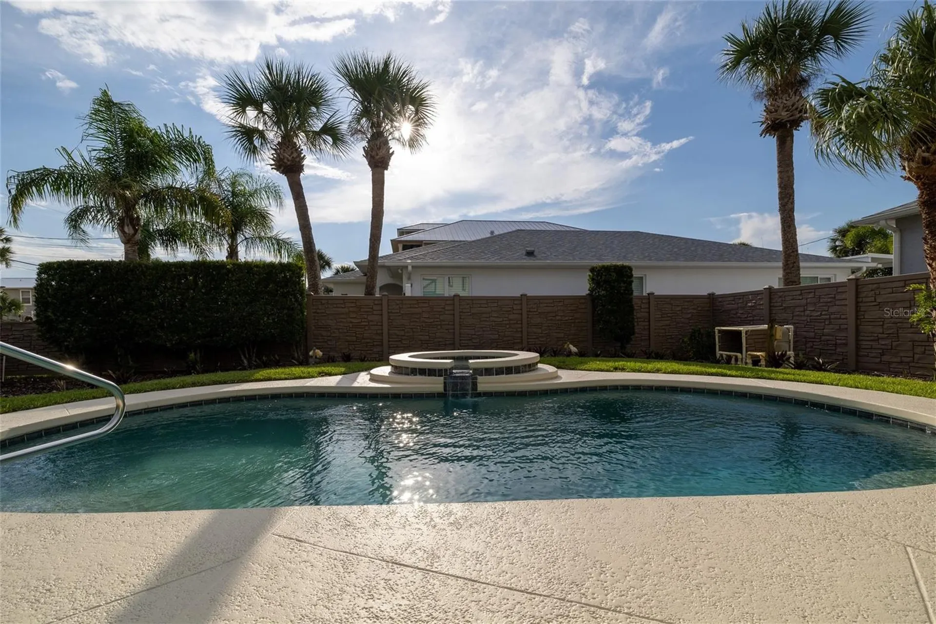 320 Due East Street New Smyrna Beach FL 32169