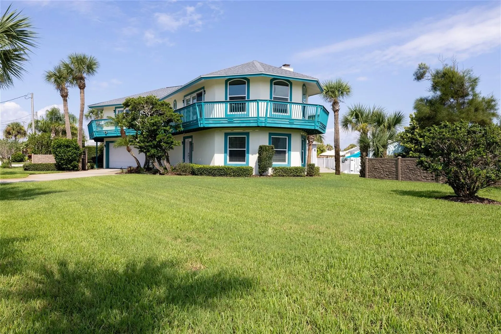 320 Due East Street New Smyrna Beach FL 32169