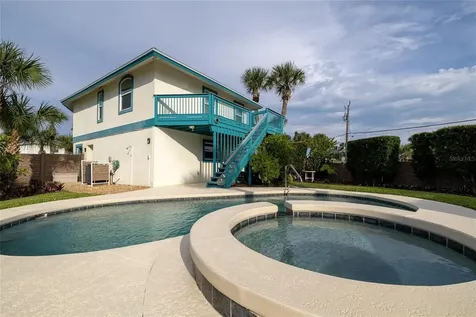 320 Due East Street New Smyrna Beach FL 32169