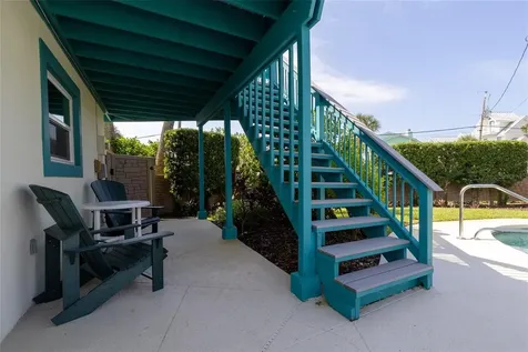 320 Due East Street New Smyrna Beach FL 32169