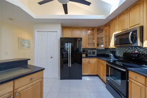 320 Due East Street New Smyrna Beach FL 32169