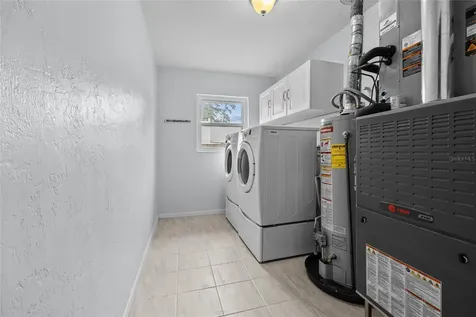 2424 NW 67th Terrace Gainesville FL 32606