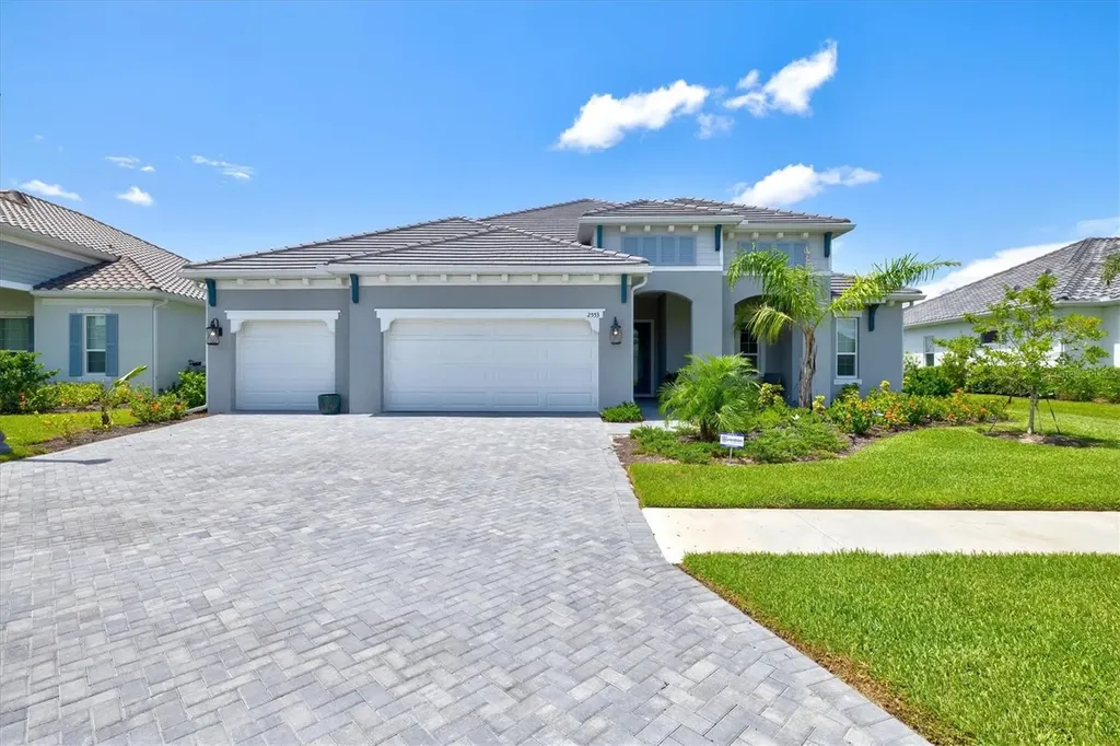 2553 Paradise Plum Drive Sarasota FL 34240