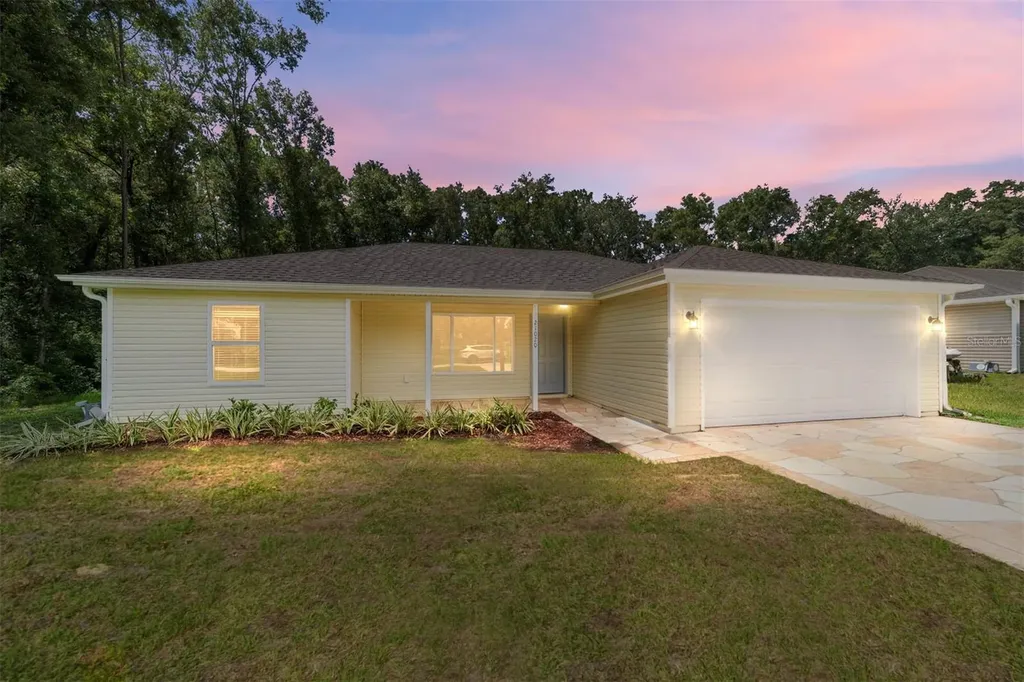 21020 SW Peach Blossom Street Dunnellon FL 34431