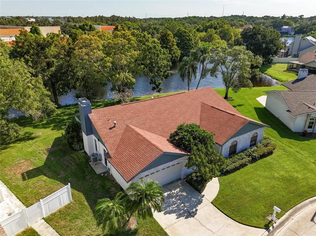 1923 Glen Lakes Circle N St Petersburg FL 33702