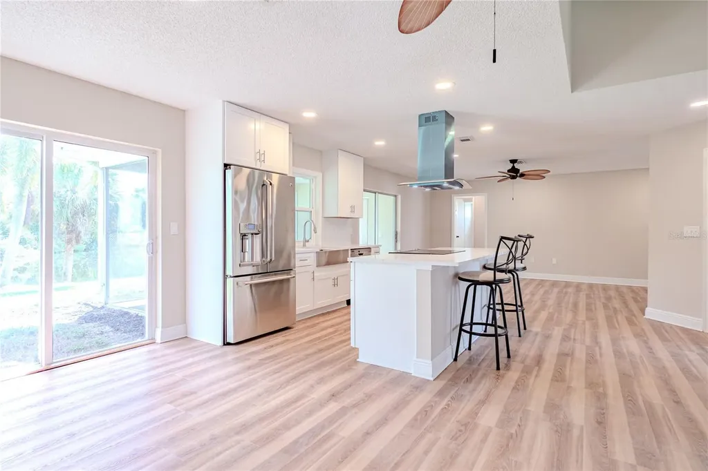 1501 63rd Street W Bradenton FL 34209