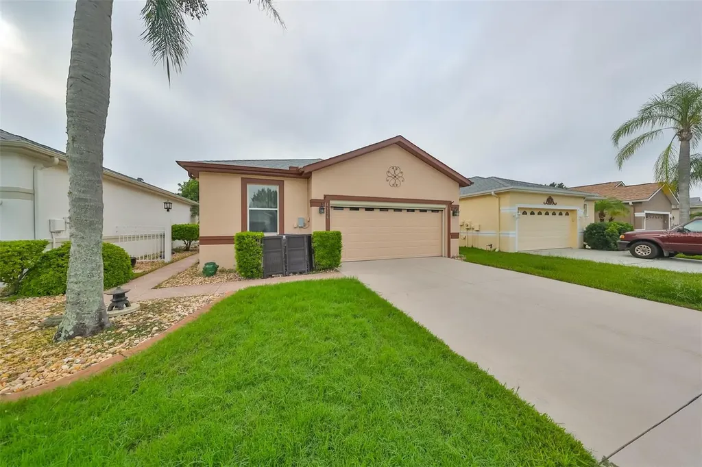 8136 Ambersweet Place Land O Lakes FL 34637