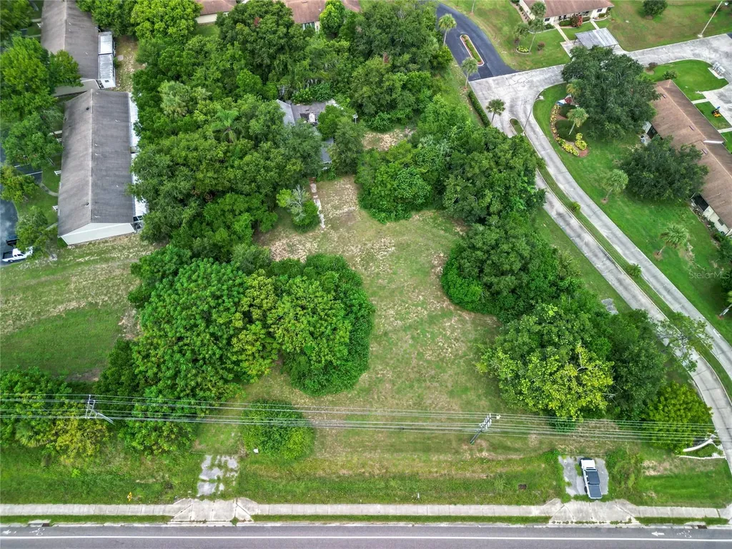 30035 State Road 19 Tavares FL 32778