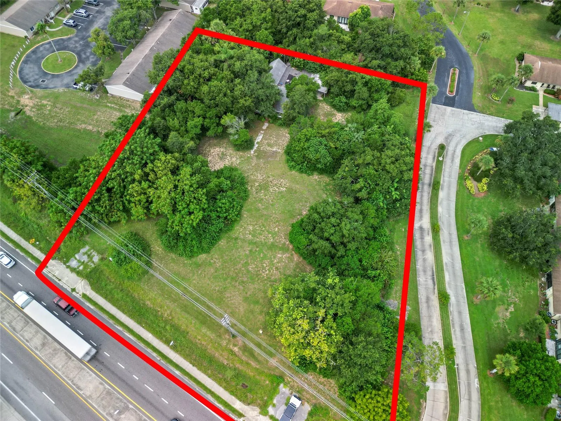 30035 State Road 19 Tavares FL 32778