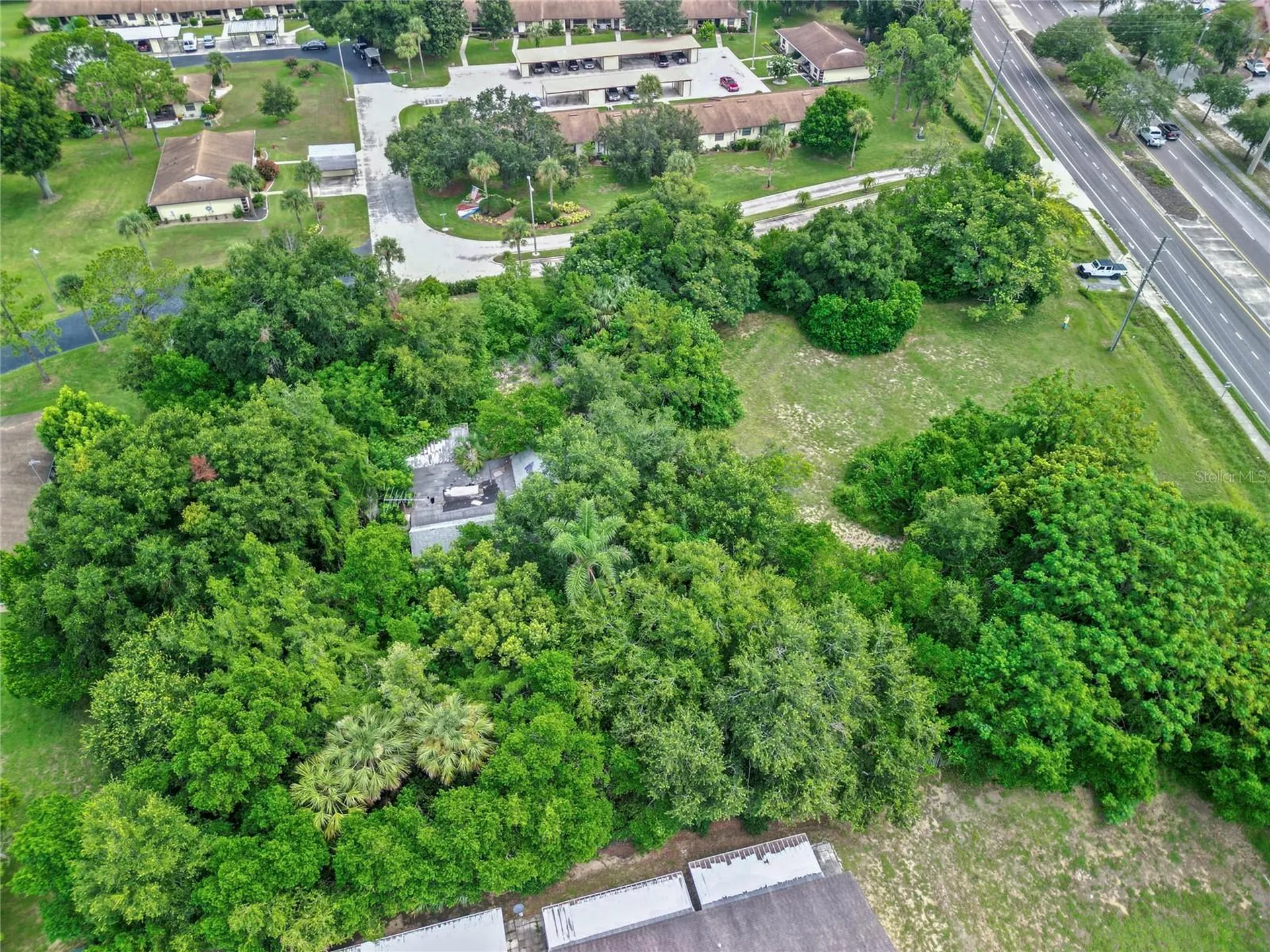 30035 State Road 19 Tavares FL 32778