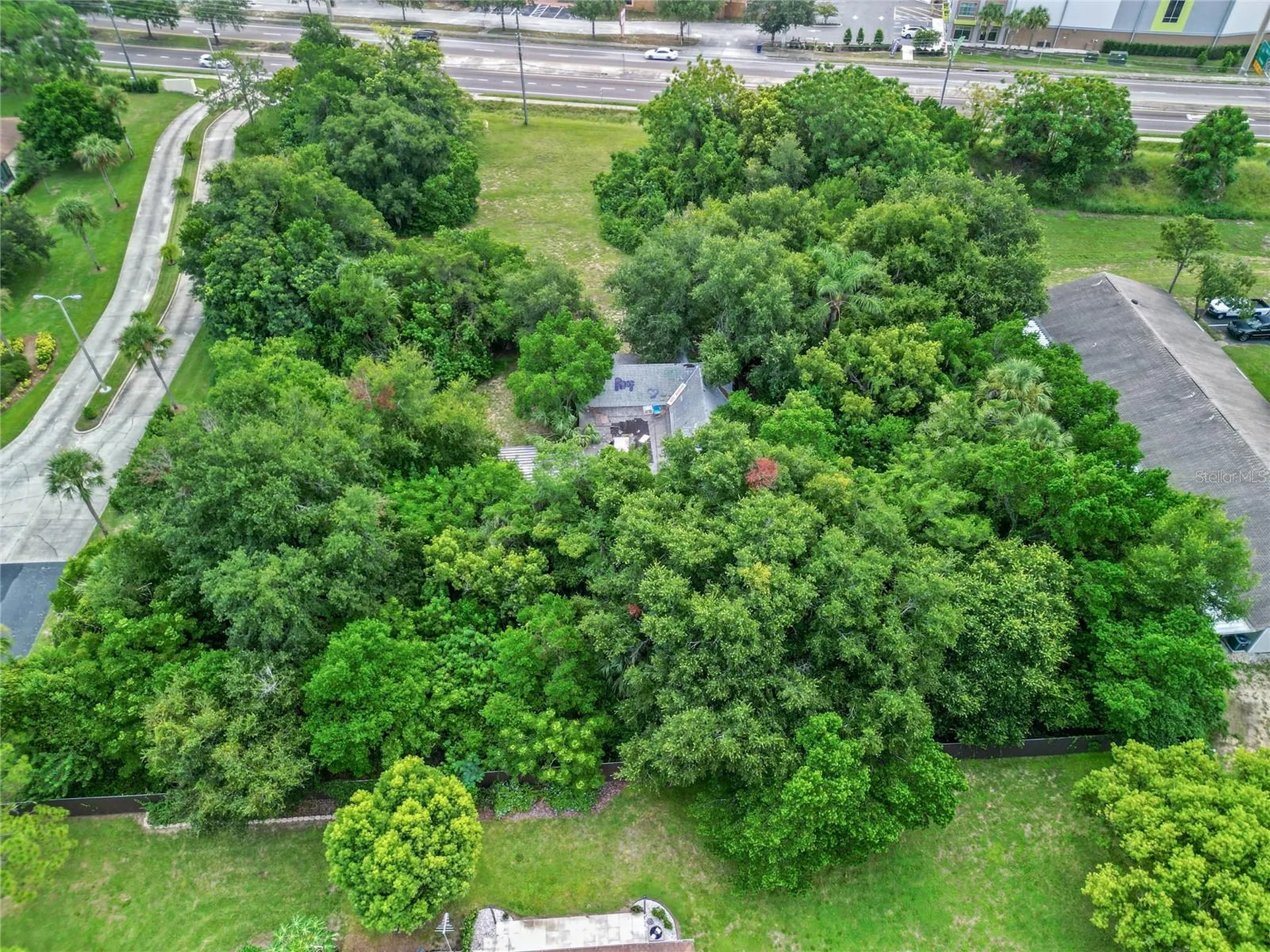 30035 State Road 19 Tavares FL 32778