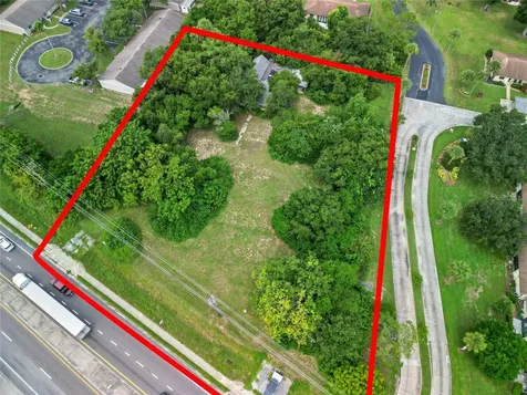 30035 State Road 19 Tavares FL 32778