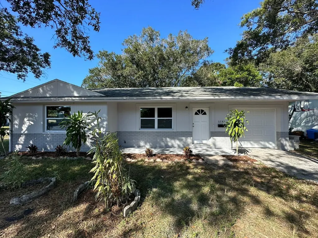5741 66th Avenue N Pinellas Park FL 33781