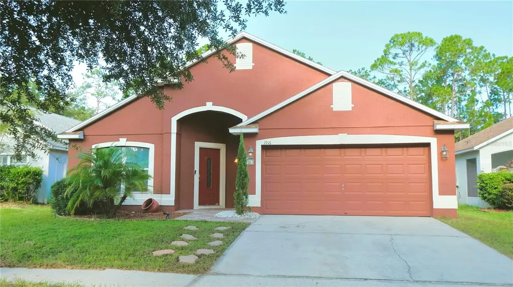 1916 Wiregrass Court Orlando FL 32826