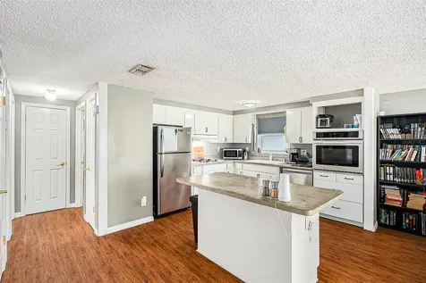 15100 Avalon Avenue Clearwater FL 33760