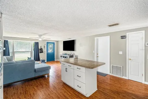 15100 Avalon Avenue Clearwater FL 33760
