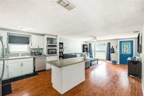 15100 Avalon Avenue Clearwater FL 33760